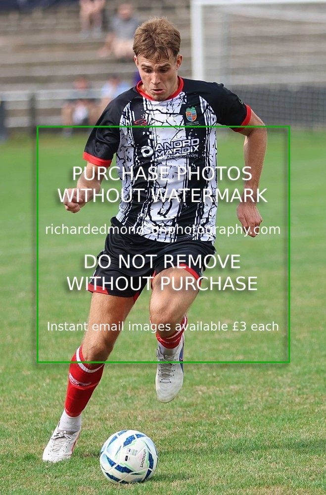 533A5706 - Kendal Town vs Steeton (15/8/26)