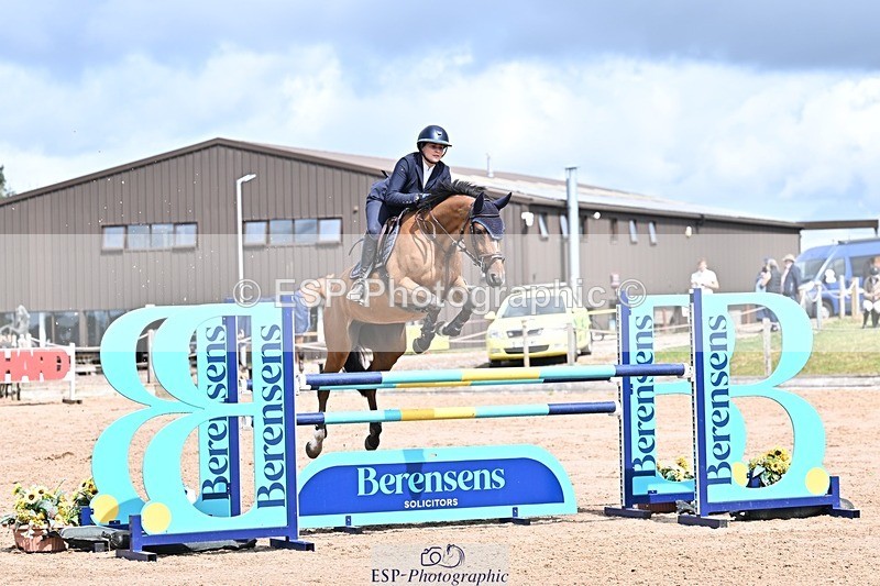 250731-112424-00556 - Cls 02 Snr Fox 1st Rnd