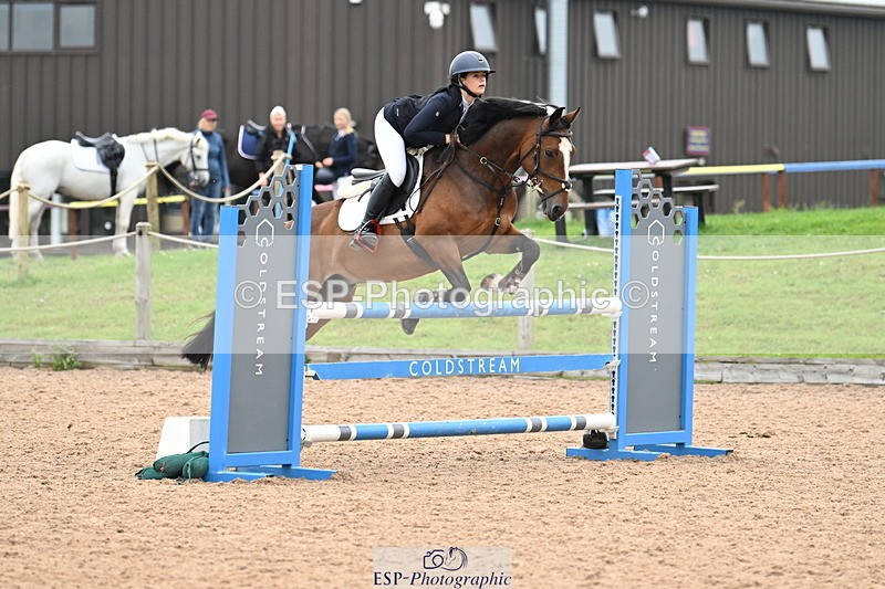 240907A-143721-02401 - Cls 4 Pony Big Team 95cm & 1.05m