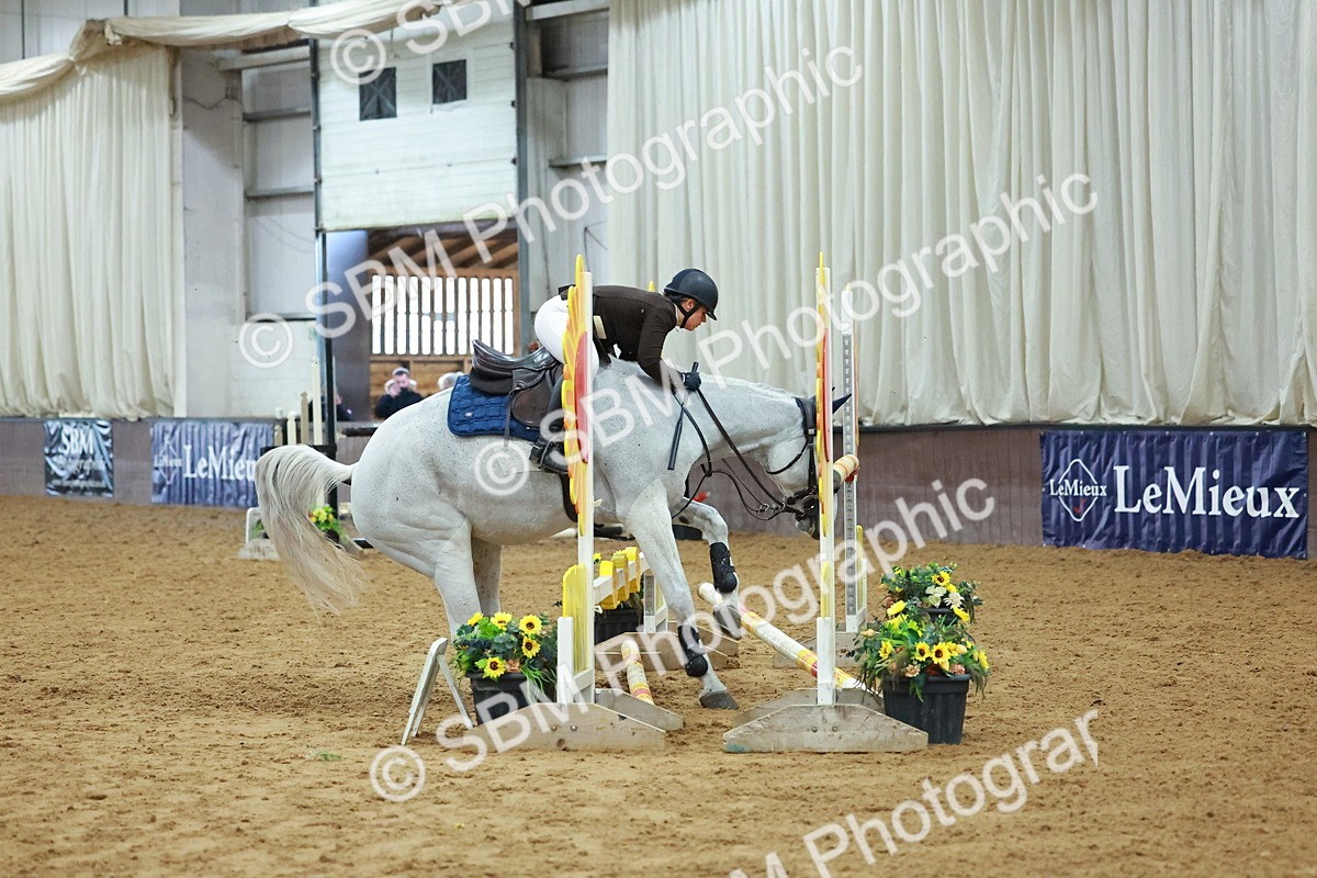 SBM_007282 - Class 19 - Senior Newcomers 1.10m