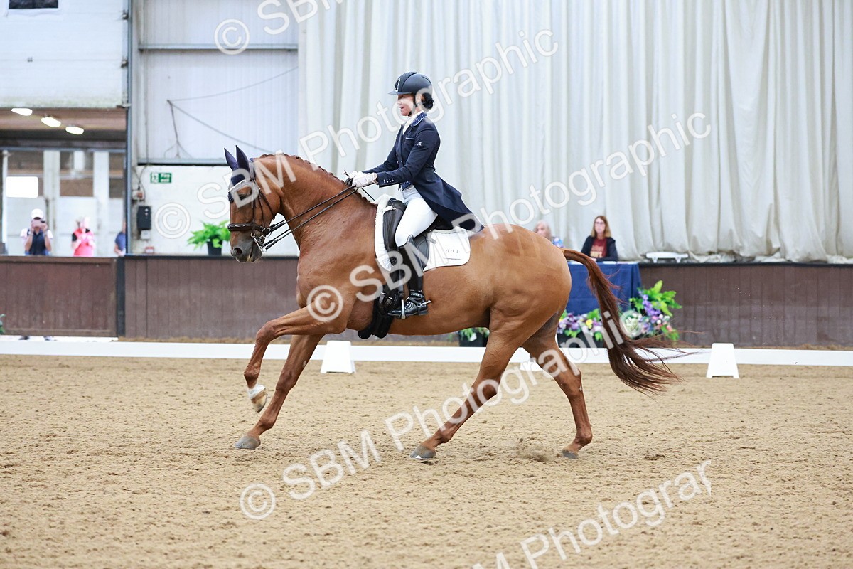 SBM_016363 - Class 5 - FEI INT II - 17.24-18.20