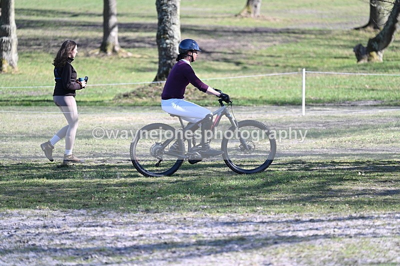 WJ7_9880 - XC Time 10:51 to 11:07