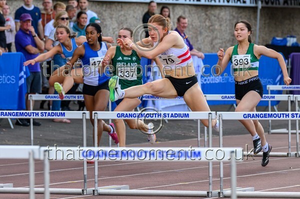 Sen25SUN-917526 - Track Female