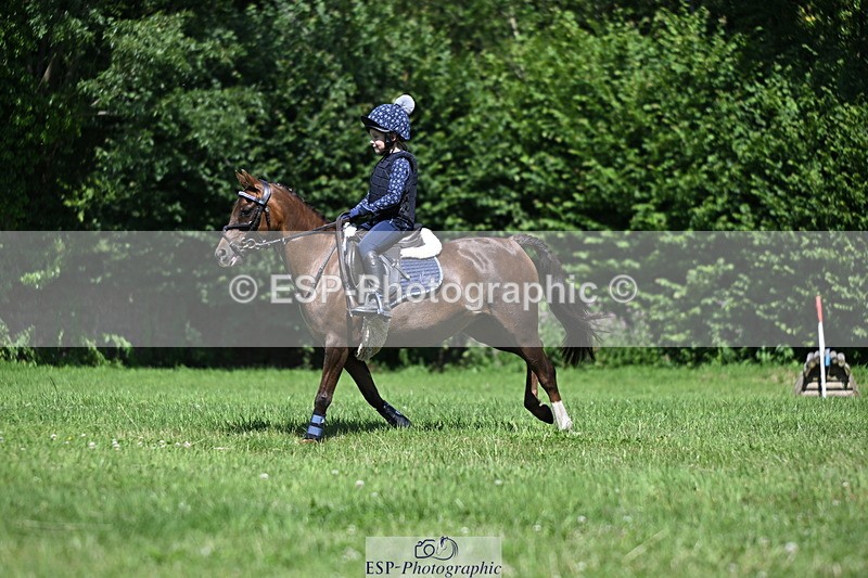 240729B-142515-02756 - Abbie's Group XC