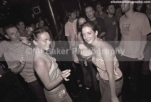 56 - Friends & Family @ the-roadhouse 08.09.01