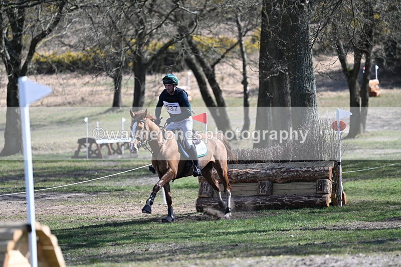 WJ7_1279 - XC Time 13:35 to 13:40