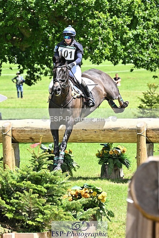 240525-124533-14207 - 101-MORELANDS_CASANOVA-Daisy_Bathe