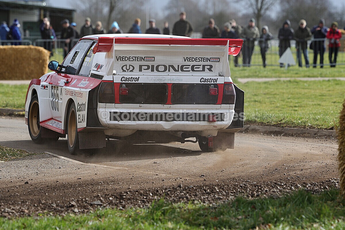 RETRO-302 - Race Retro