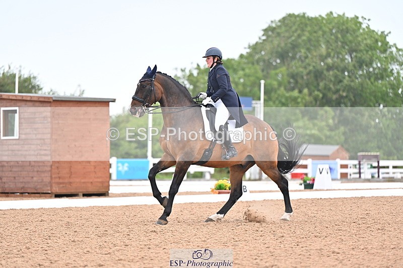 240815A-133349-01654 - 150-Deborah.Newman-Legolas