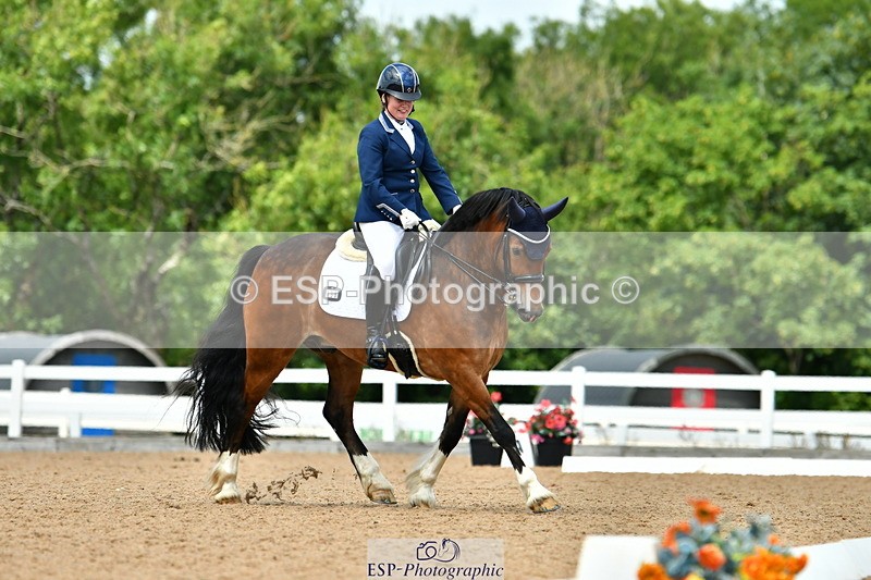 230702A-140737-10577 - Cls 32 Medium 73