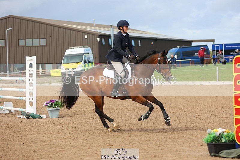 250911-141533-02365 - Cls 5 Chard Snr 90cm Speed Derby