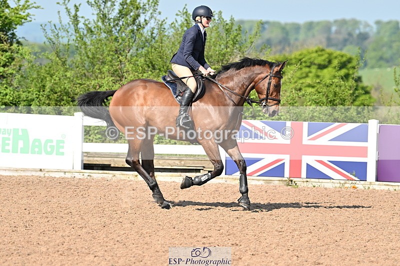 240509A-095543-00292 - Cls 1 British Novice and 90cm Open