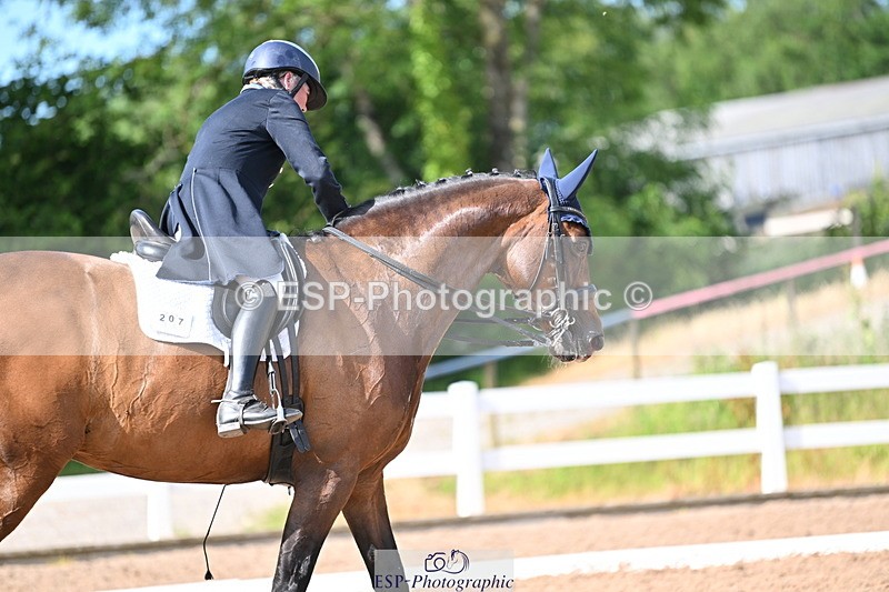 240622A-170100-13044 - Cls 42 BD FEI Intermediate II