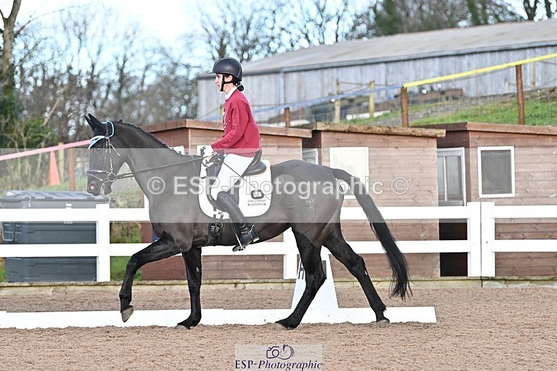 241214-115402-01482 - 131-Alys.Matravers-DARGASONS.MOON.SHADOW