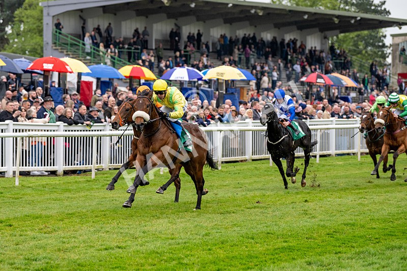 040524-Race 1-End Of Story-3936 - Race 1