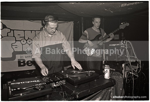 8 - Friends-&-Family @ the-roadhouse 14.04.01