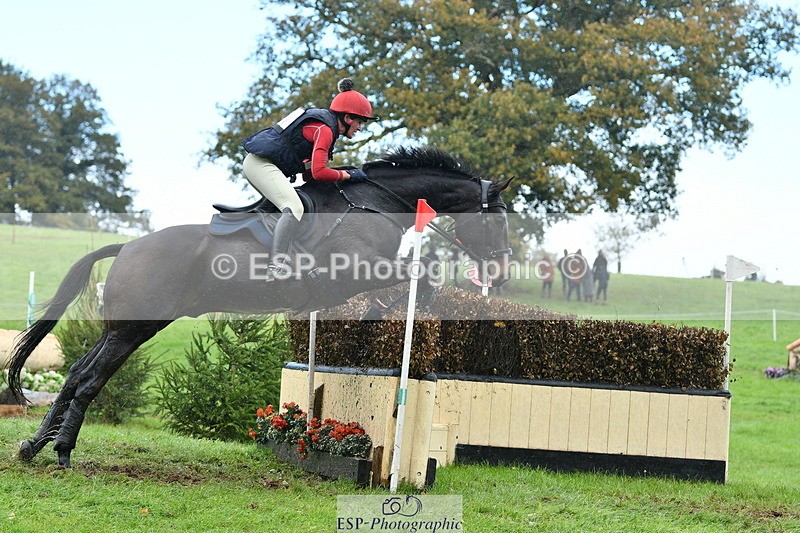 251025A-133725-20059 - F-474-Sarah.Orme