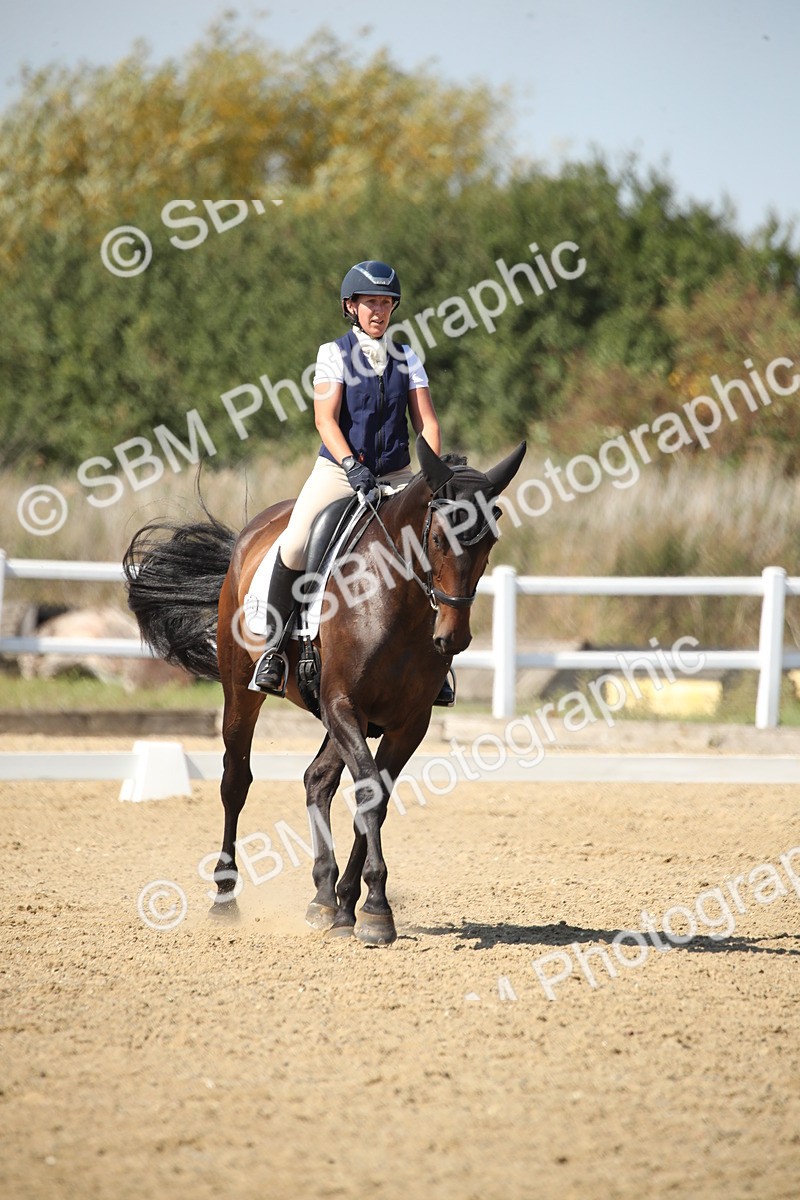 SBM_005729 - Class 11 - Novice 5 - 13.19-14.22