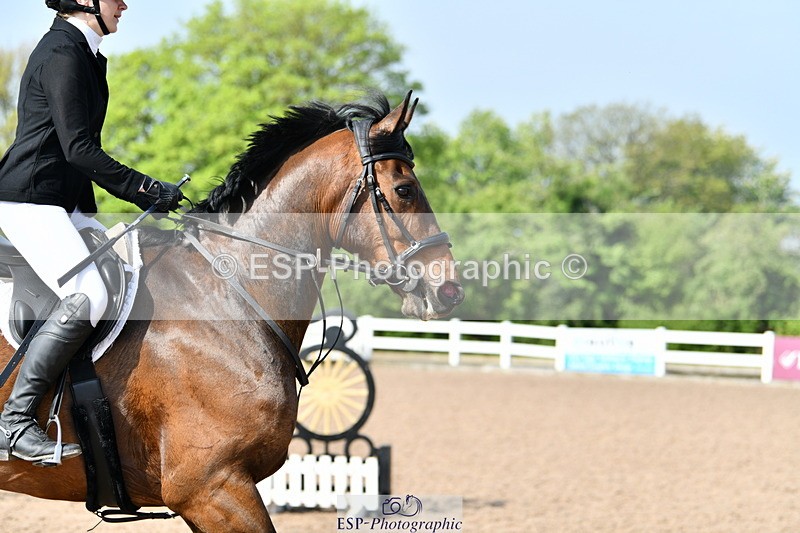 240511A-095202-11393 - Cls 28 95cm National Am Quali