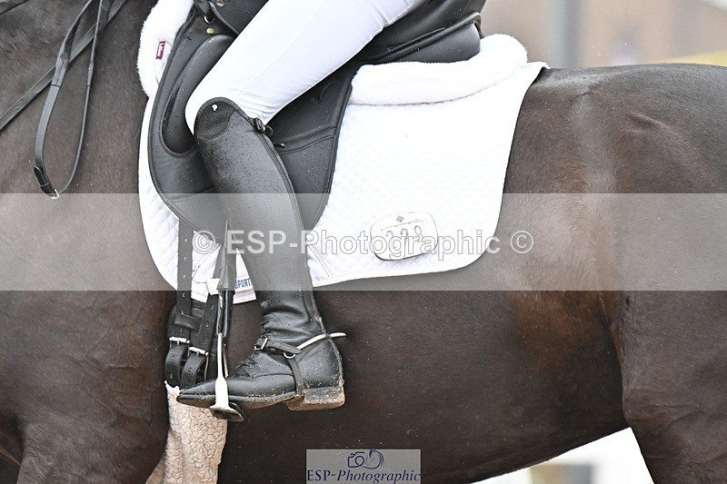 250215-120718-03323 - 228-Louise.Hutchinson-Shovern.Noire