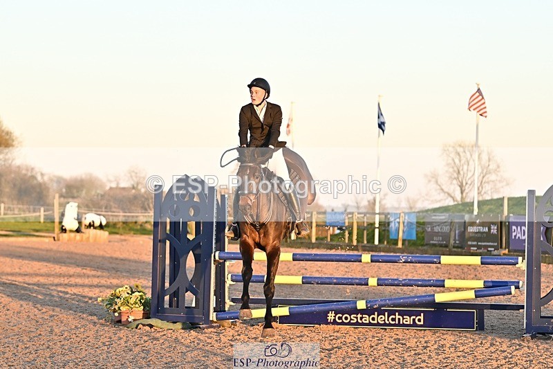 250401-192423-00997 - 90cm Classes