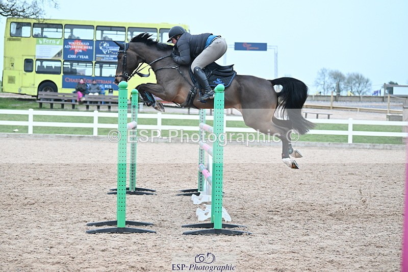 240113A-153146-02532 - Cls 15 National 1.30m and 1.40m