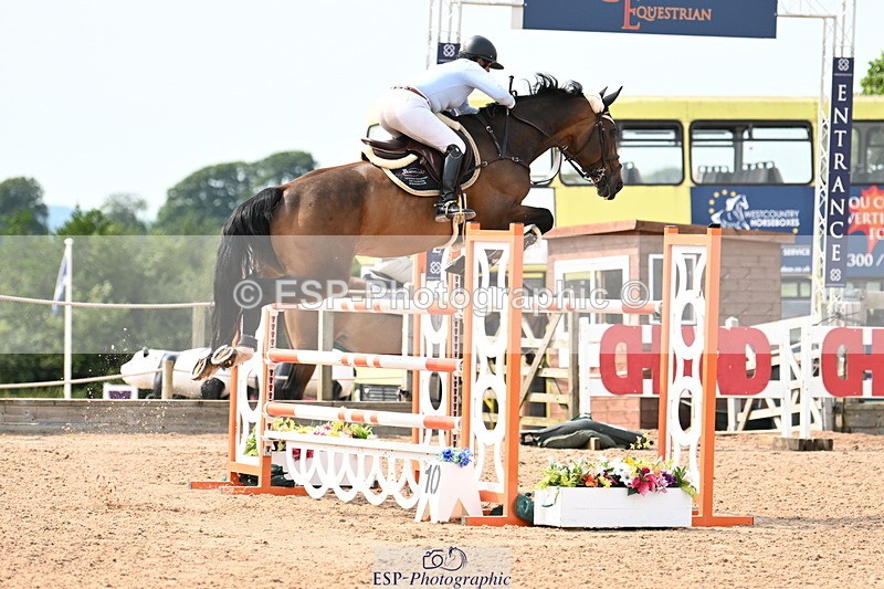 240801A-153510-02598 - Cls 5 National 1.30m Open