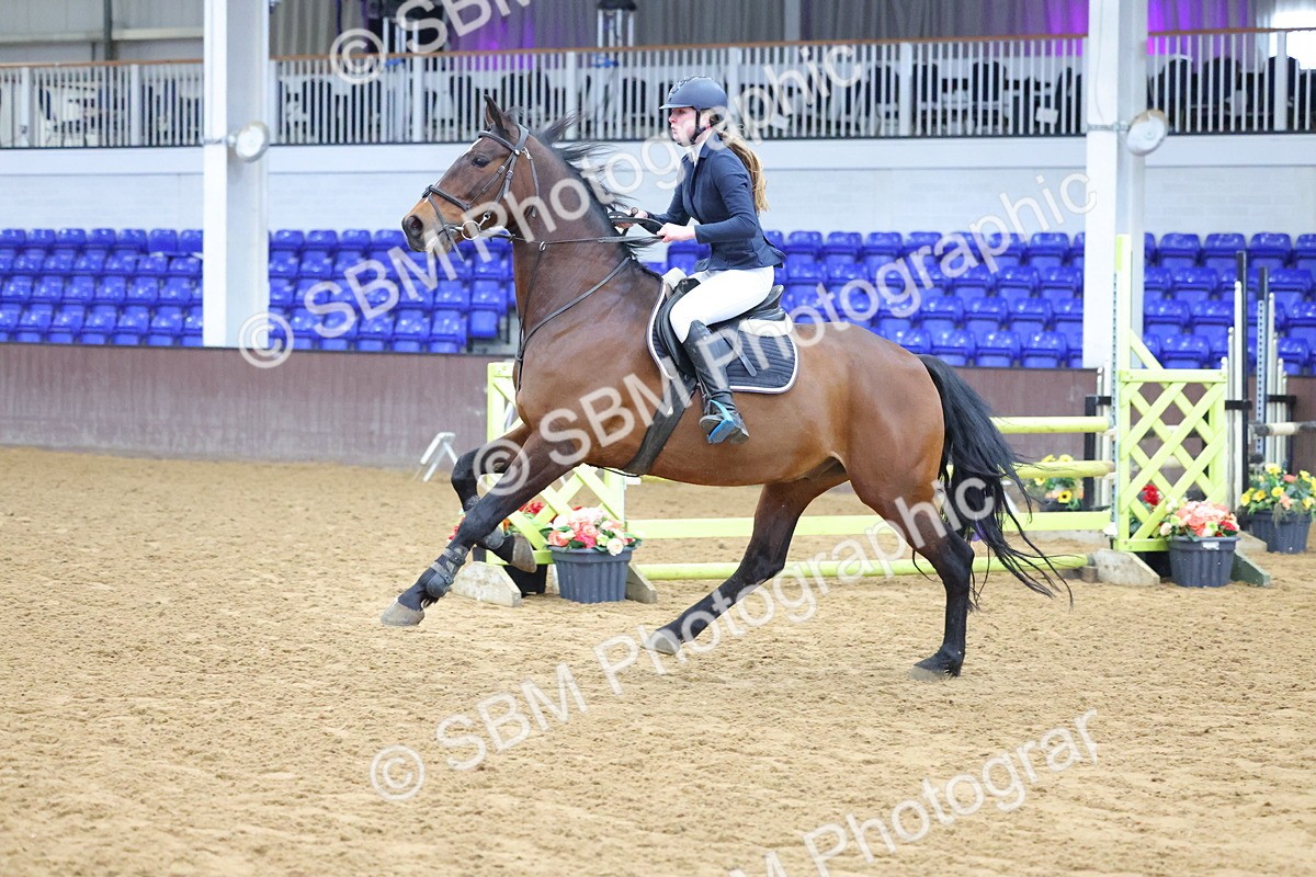 SBM_009568 - Class 20 - Senior British Novice/ 90cm Open - First Round (0.90m)