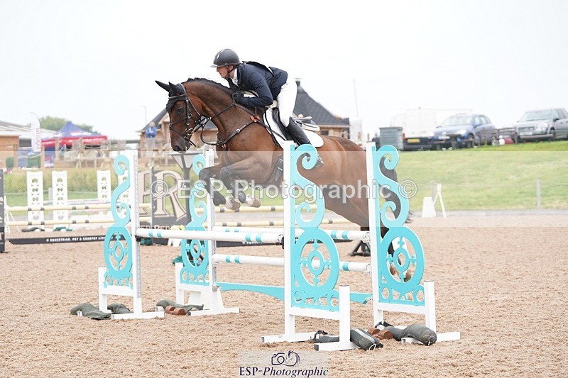 240901A-105746-06473 - 456-Max.Forster-HHS.LEACOURT.CAVALIER