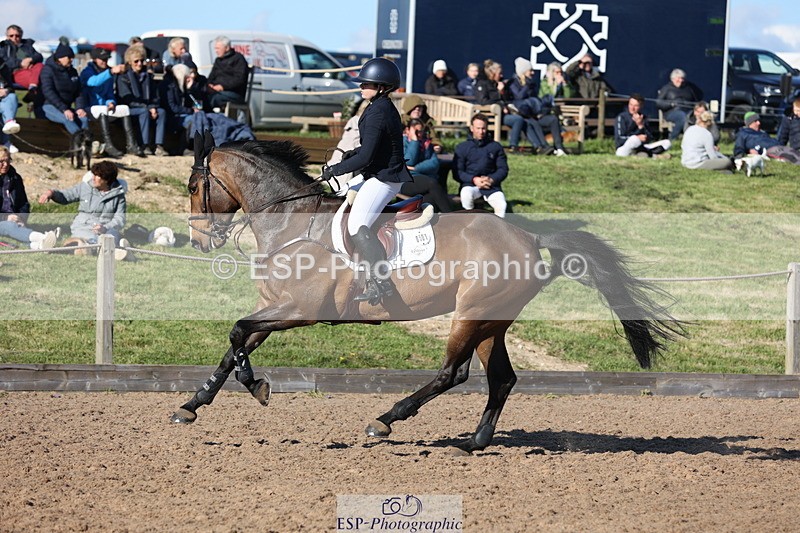 240419A-172501-09778 - Cls 10, 2 Star Big Tour 145cm  Break to End