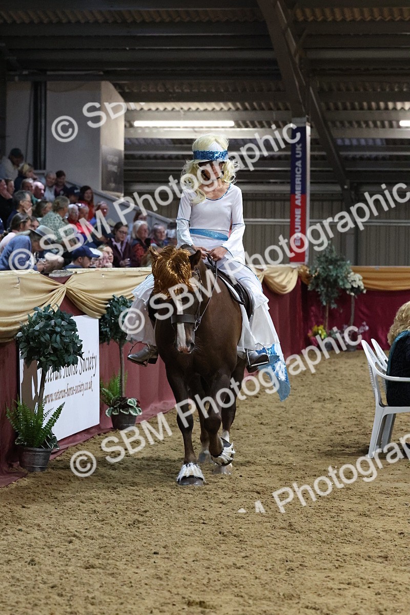 SBM_10252 - Class 52 Strictly Fancy Dress-Age