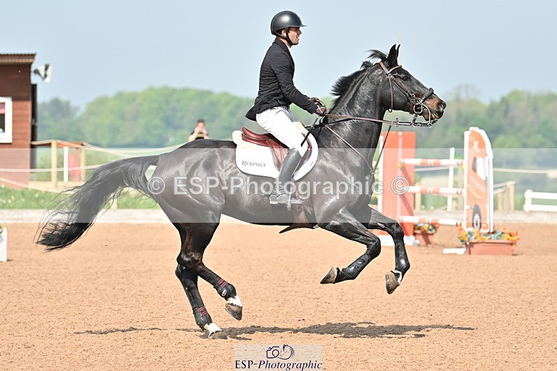 240512A-101100-17162 - Cls 48 National 1.30m Open