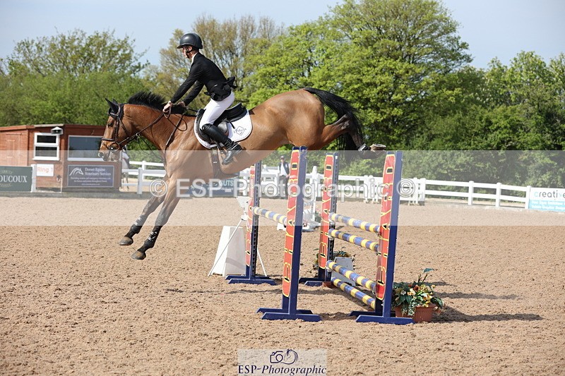 240510A-100422-05548 - Cls 14 Discovery and 1m Open