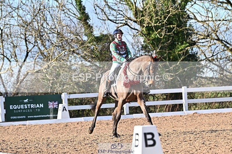 241214-124319-01676 - 106-Tyler.Bradshaw-Mexx