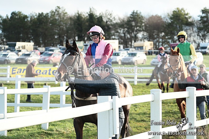 PtP 141225  2014 - New Forest Hounds PtP Larkhill 14/12/25