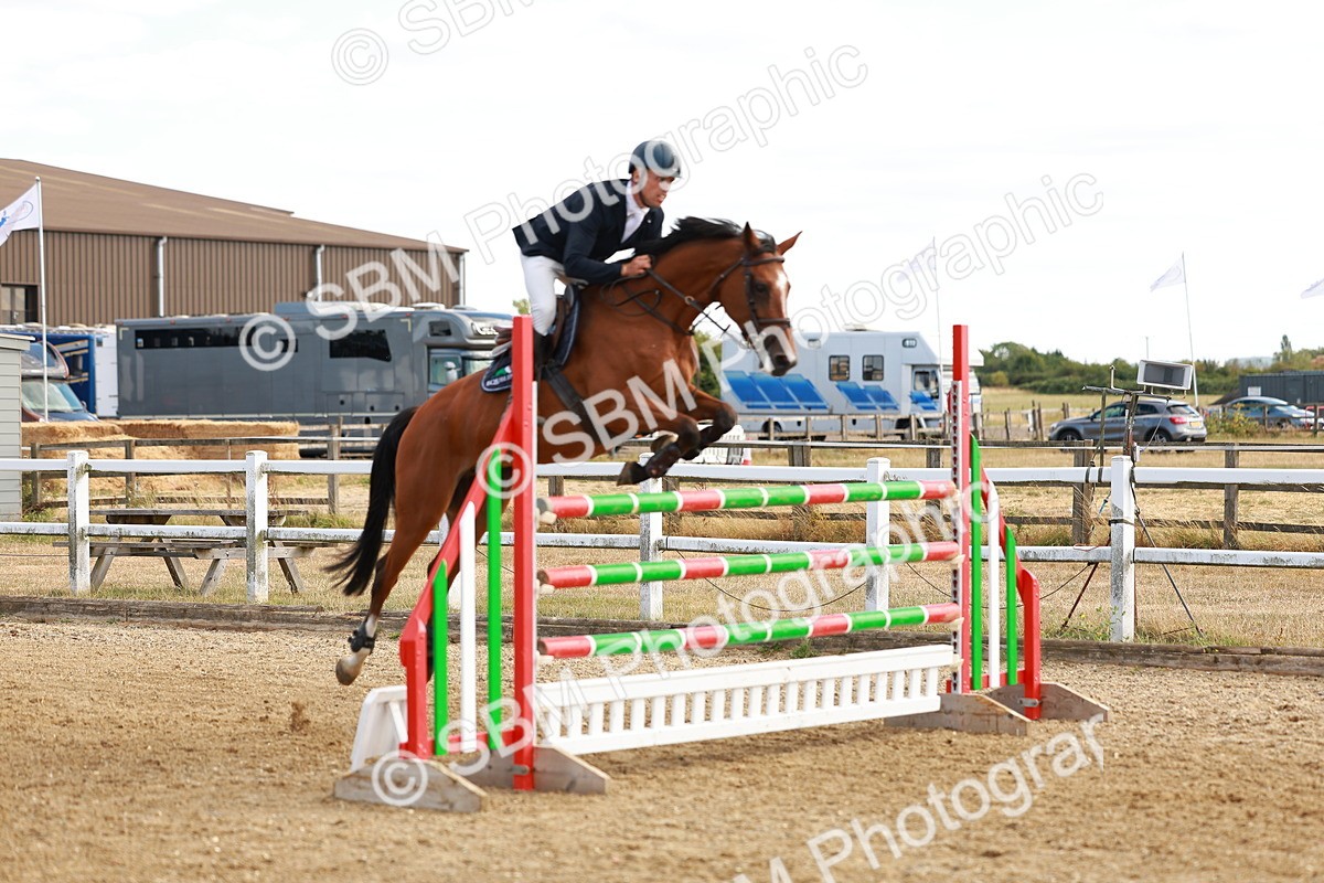 SBM_007436 - Class 5 - Senior British Foxhunter - 1.20m