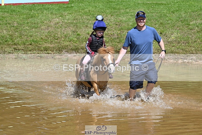 240728B-111458-01268 - Gemma's Group XC