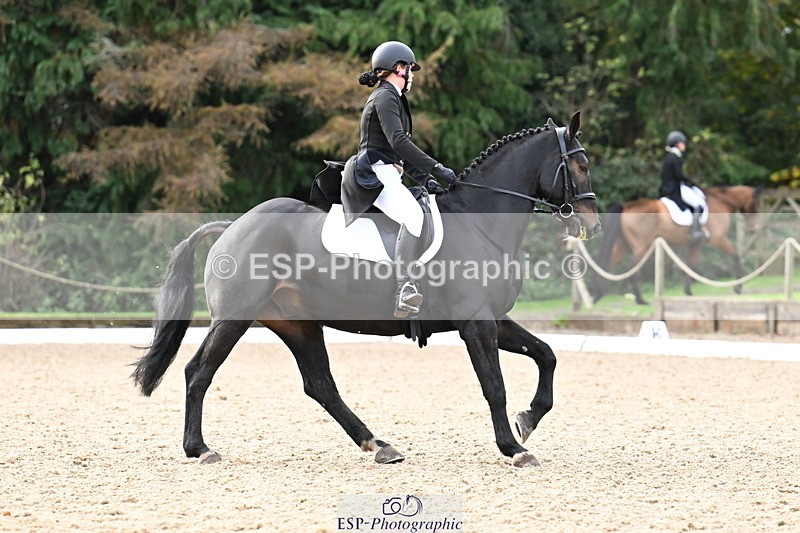 251023A-111914-01699 - B-136-Sophie.Jackson