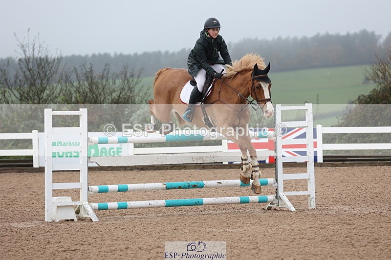 231112A-132104-04414 - Cls 20 Newcomers & 1.10m Open