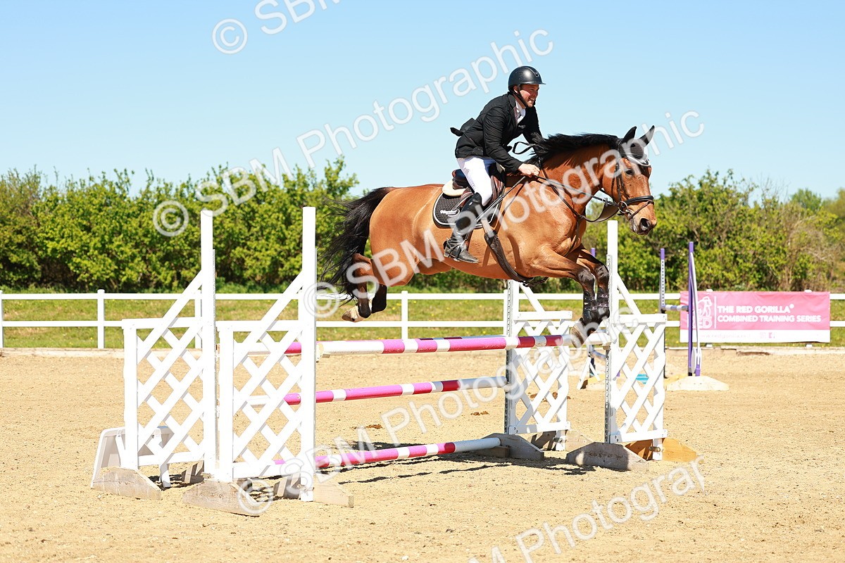 SBM_001474 - Class 4 - Senior Newcomers 1.10m