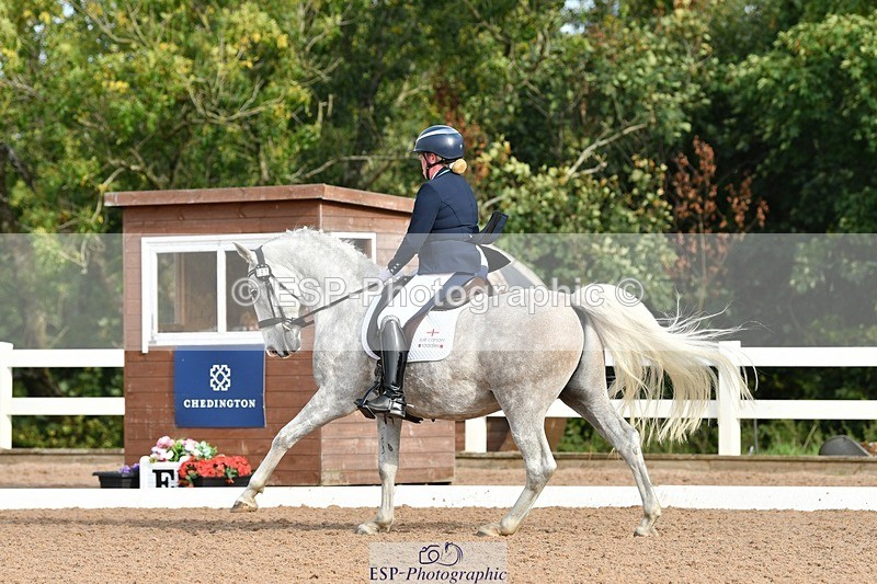 250906-092208-00331 - 091-Jenny.FolmanPluto.Barbana