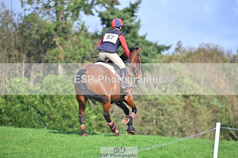 241025-115128-06783 - 057-Louisa.Lockwood-KILCANNON.OREO