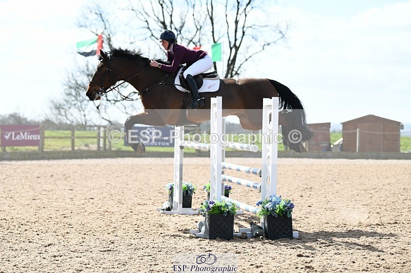 250328-131215-01167 - Cls 3 Snr Foxhunter