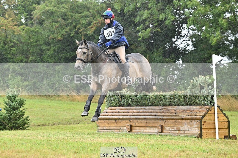 250830-141551-04687 - G-301-Katie.Mathias