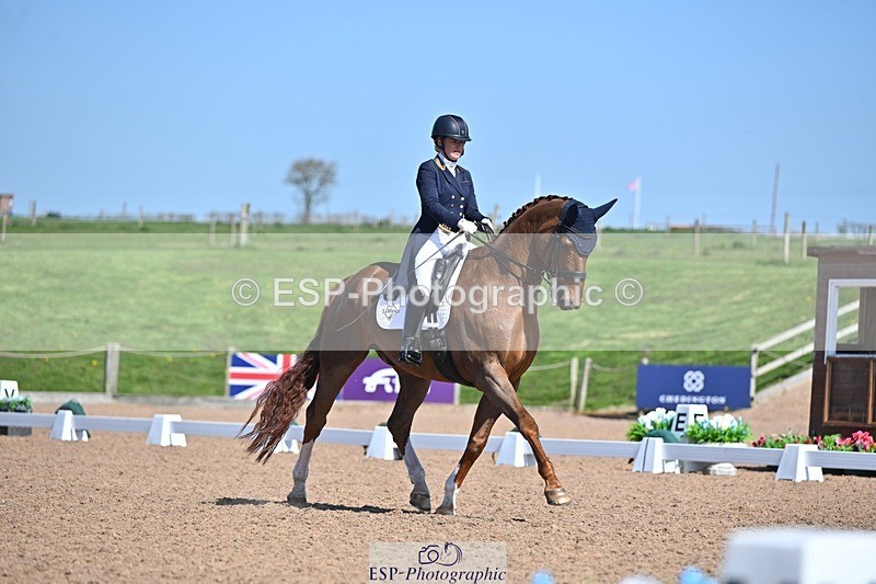 250405-123517-10676 - 025-Olivia.Oakeley-Full.House