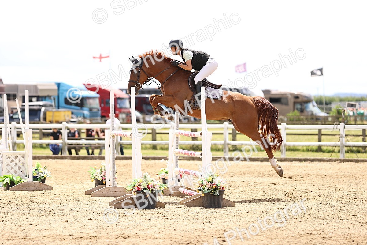 SBM_003586 - Class 22 - Senior Foxhunter 1.20m