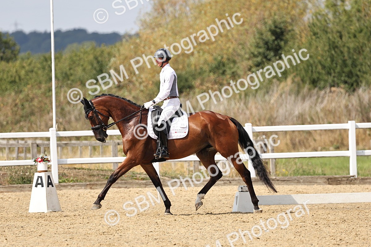 SBM_018770 - Class 16 - Novice 5 - 12.08-13.11