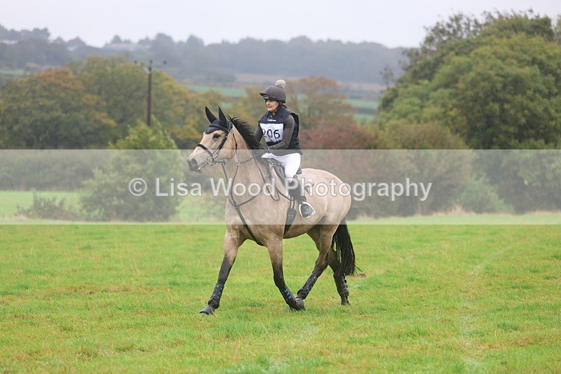 3E7A1157 - Class 2: 70cm: Half Roll Top