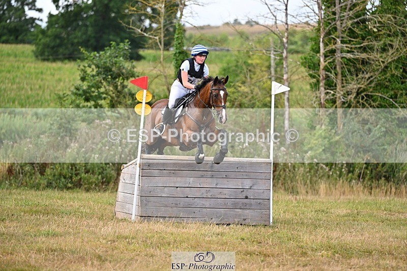 250803A-151804-15964 - P-703-Amber.Williams-THE.EMERALD.LILY