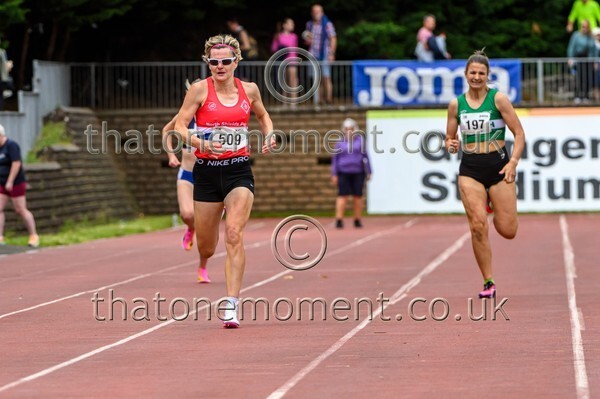 CEM26-926133 - Track Female Set Two